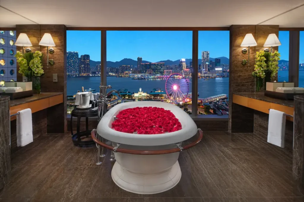 Mandarin Oriental Hotel Cozy Spa HK