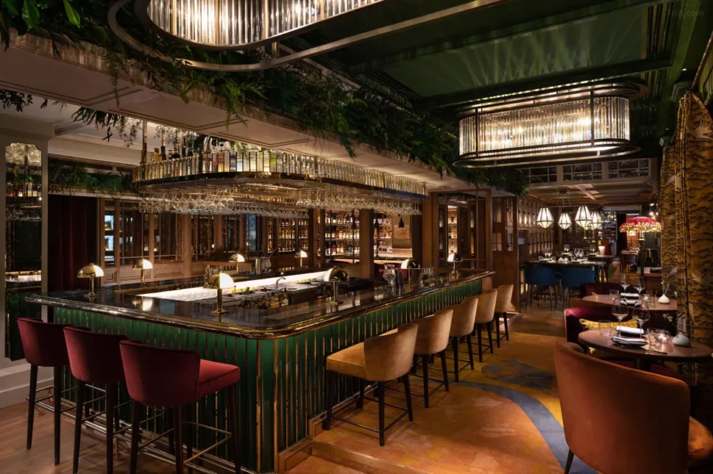 Mandarin Oriental Hotel Cozy Spa HK